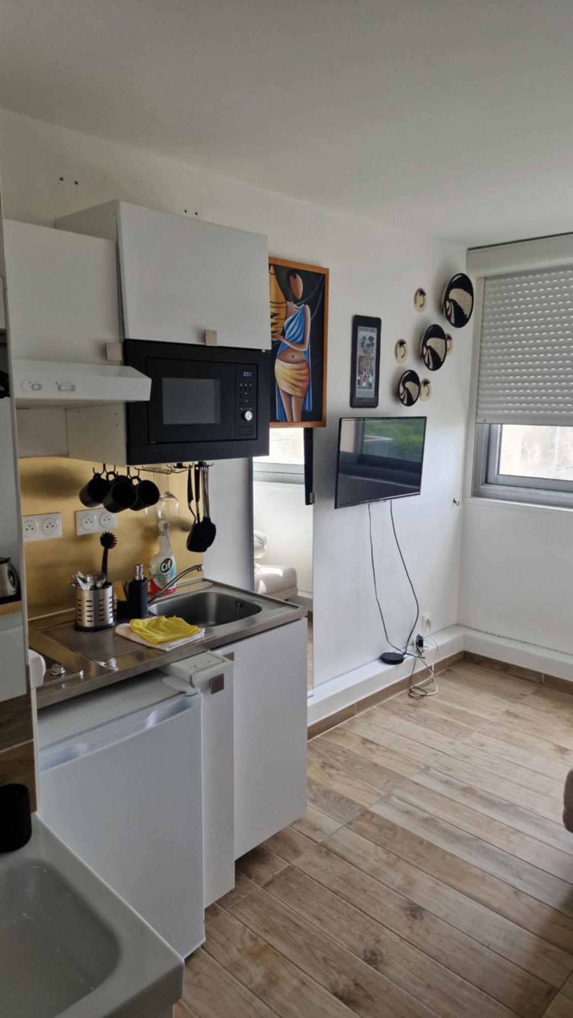Avec Sa Salle De De Bain Privative Privatunterkunft Massy (Essonne)