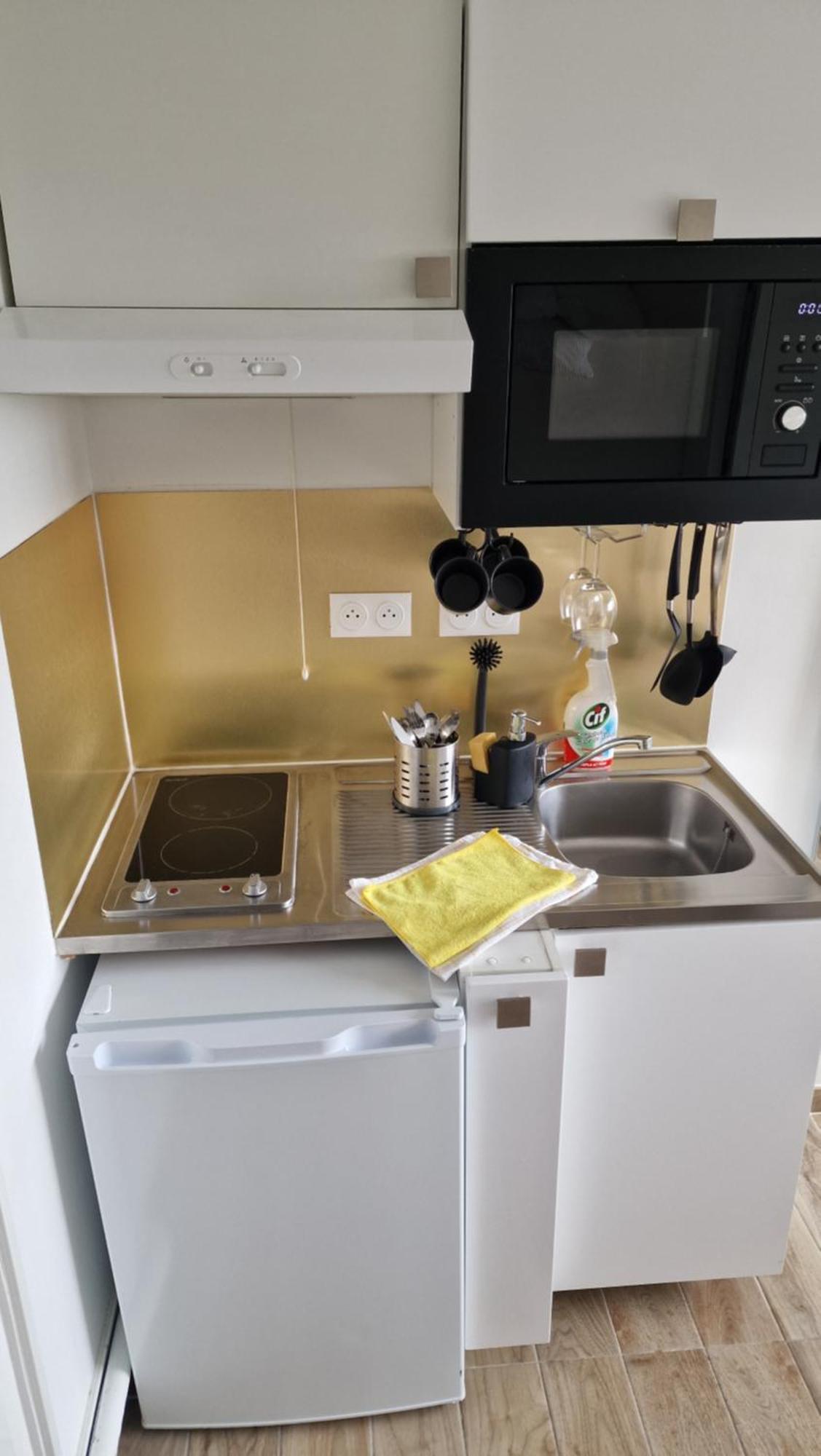 Privatunterkunft Avec Sa Salle De De Bain Privative