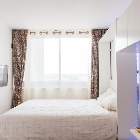 Chambre Avec Sa Salle De De Bain Privative Massy  Exterior foto